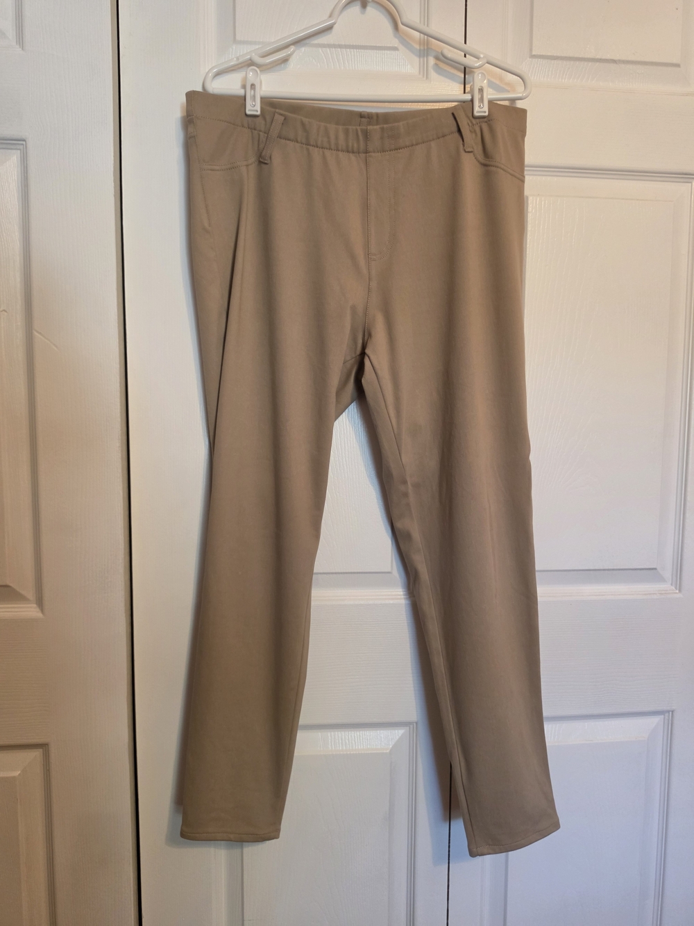 Faded Glory Straight Leg Women's Pants - Light Tan